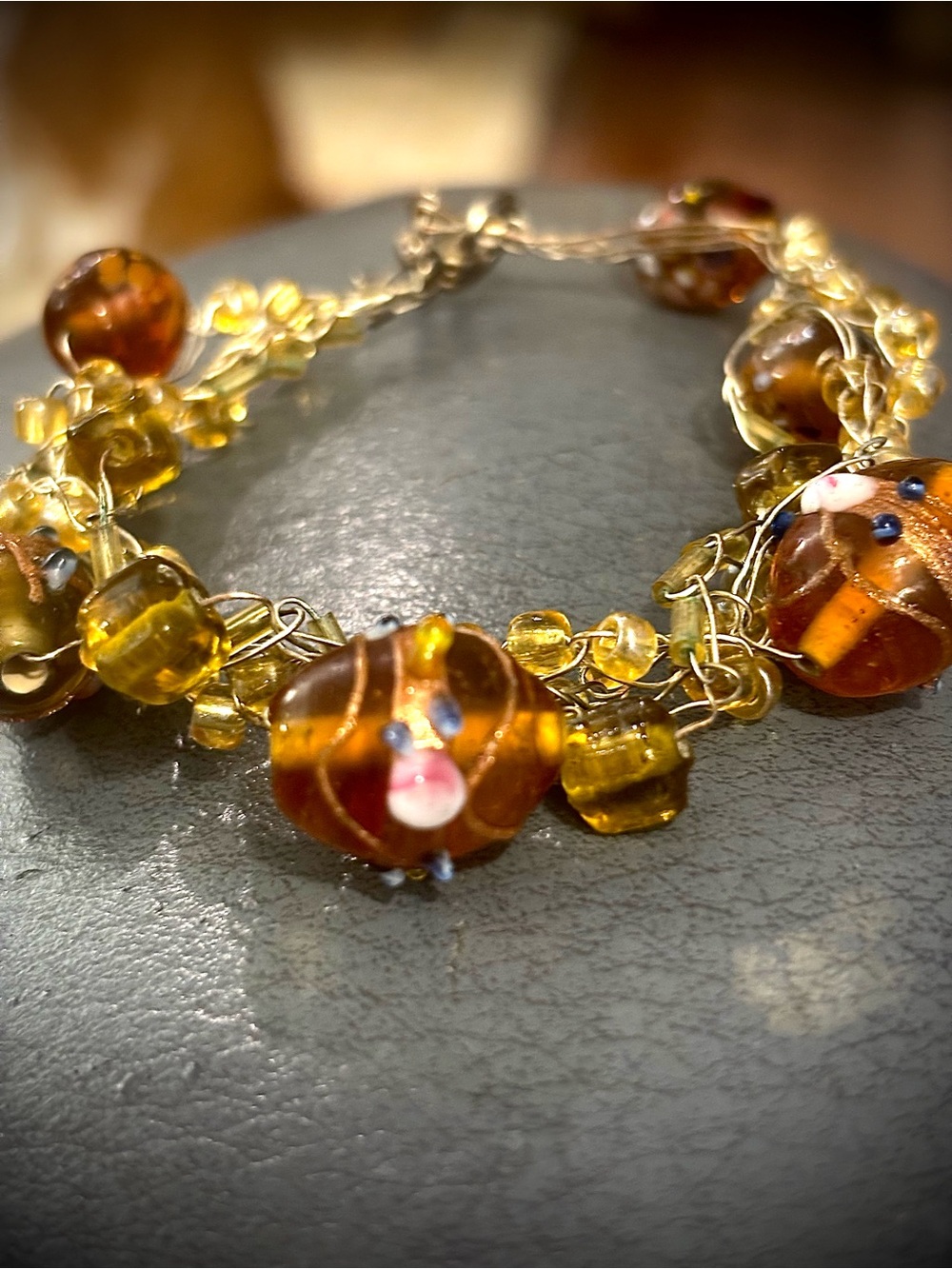 Artisan Handcrafted Vintage Venetian Murano Wedding Cake Bead Bracelet 🌟 8"